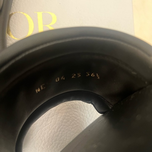 Dior every D slide - Picture 7 of 9